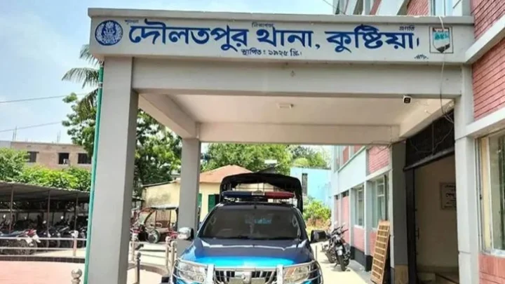 দৌলতপুরে বড় ভাইয়ের হাসুয়ার কোপে ছোট ভাই নিহত