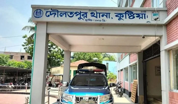 দৌলতপুরে বড় ভাইয়ের হাসুয়ার কোপে ছোট ভাই নিহত