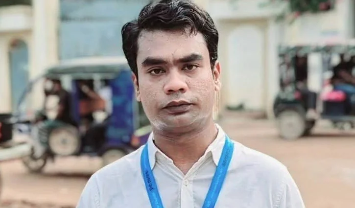 Journalist-2608311621