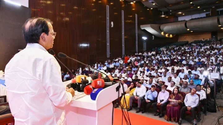 গ্রামীণ অর্থনীতিতে প্রাণচাঞ্চল্য এনেছে দুর্যোগ ব্যবস্থাপনা মন্ত্রণালয়: দুলু