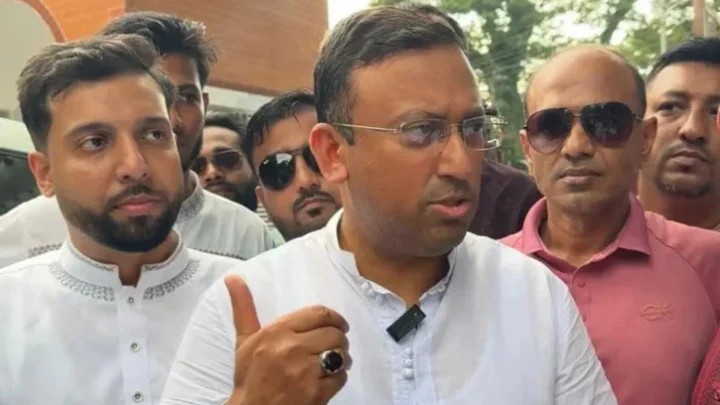 চীনের সঙ্গে সম্পর্ক উচ্চতর পর্যায়ে, ভারতের সঙ্গে বাস্তবতা মেনে