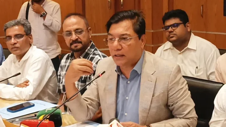 বিদ্যুৎ-জ্বালানি সংকট নিরসনে সরকার দিনরাত পরিশ্রম করে যাচ্ছে