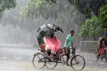 ভোর থেকে রাজধানীতে বৃষ্টি, সারা দিন কেমন থাকবে আবহাওয়া?